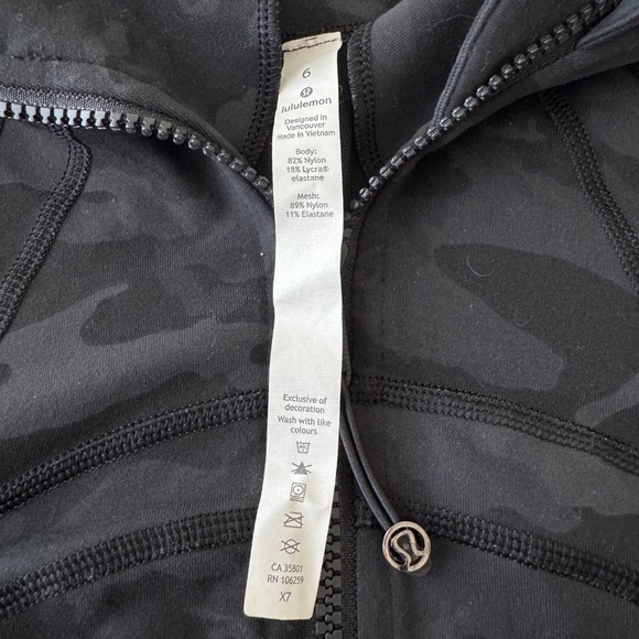 Black Camo Lululemon Define Jacket - Picture 4 of 4